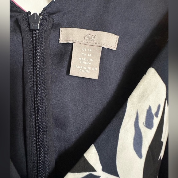 H&M Floral Cropped Jumpsuit - Picture 6 of 6